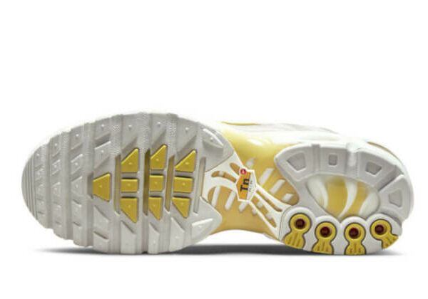 Air Max Plus Summit White Celery DV6987-100 - Image 3