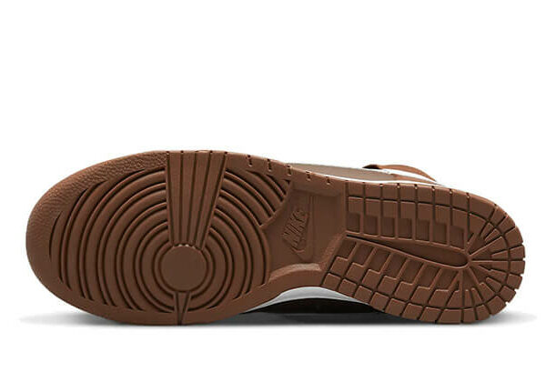 Dunk High Chocolate DJ6189-200 - Image 3