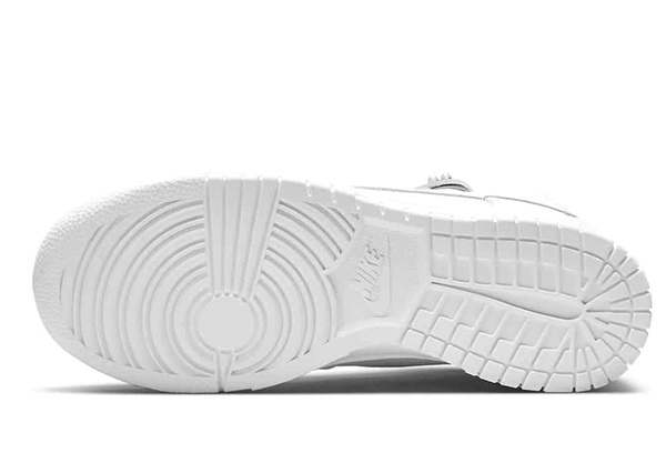 Dunk High SE Pearl White DM7607-100 - Image 3