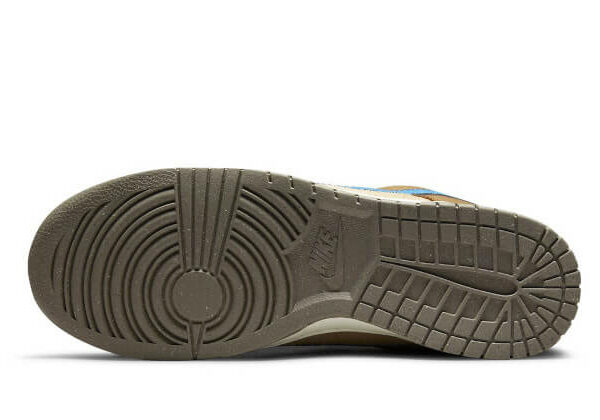 Dunk Low size? Dark Driftwood DO6712-200 - Image 3