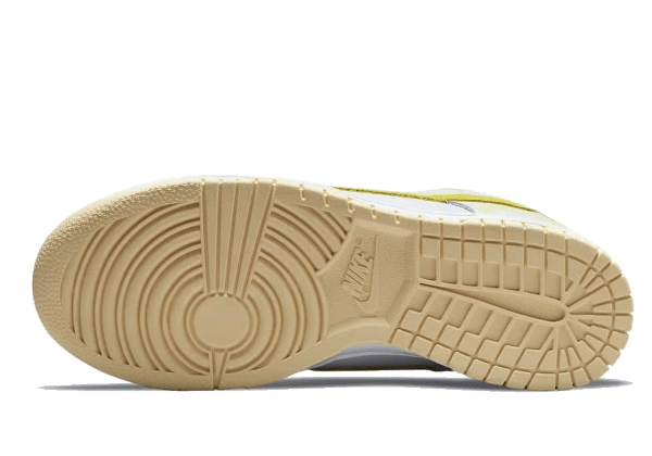 Dunk Low Yellow Strike DM9467-700 - Image 3